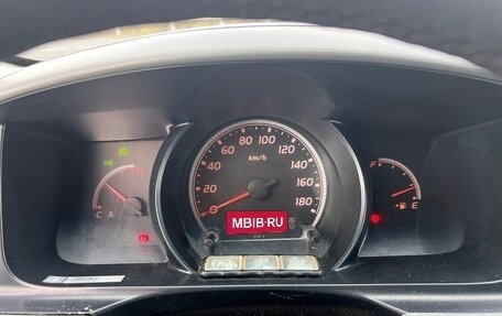 Toyota HiAce H200, 2010 год, 1 670 000 рублей, 33 фотография