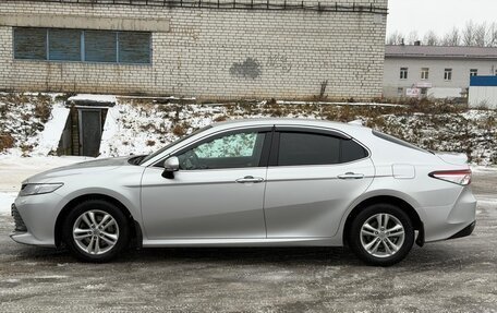 Toyota Camry, 2021 год, 2 070 000 рублей, 9 фотография