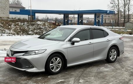 Toyota Camry, 2021 год, 2 070 000 рублей, 8 фотография