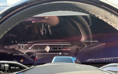 Cadillac Escalade V, 2025 год, 14 872 000 рублей, 15 фотография