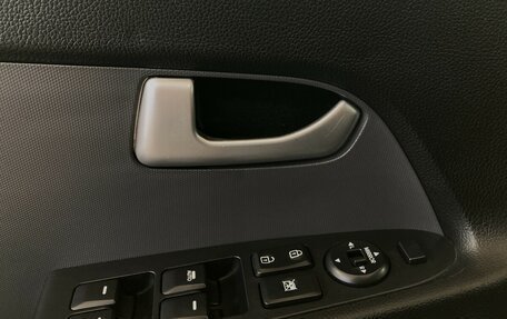 KIA Sportage III, 2011 год, 1 250 000 рублей, 10 фотография