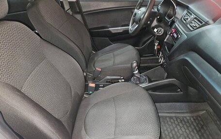 KIA Rio III рестайлинг, 2013 год, 749 000 рублей, 11 фотография