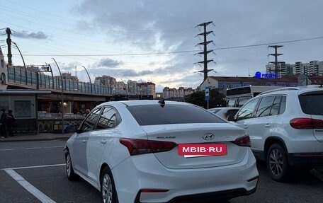 Hyundai Solaris II рестайлинг, 2018 год, 770 000 рублей, 5 фотография