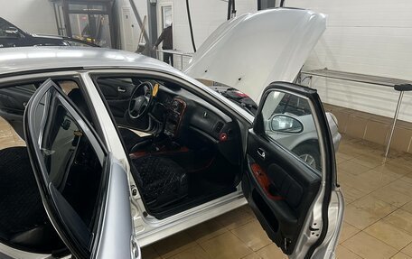 Hyundai Sonata IV рестайлинг, 2005 год, 358 000 рублей, 10 фотография