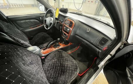 Hyundai Sonata IV рестайлинг, 2005 год, 358 000 рублей, 13 фотография