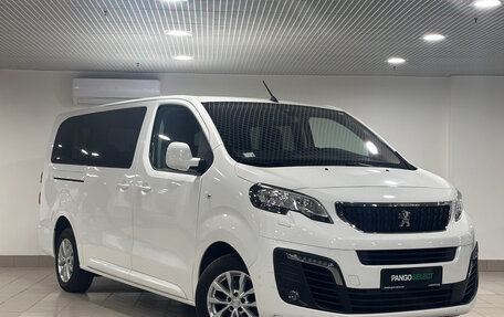 Peugeot Traveller I, 2019 год, 2 470 000 рублей, 3 фотография