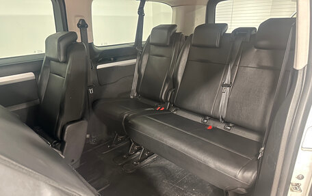 Peugeot Traveller I, 2019 год, 2 470 000 рублей, 14 фотография