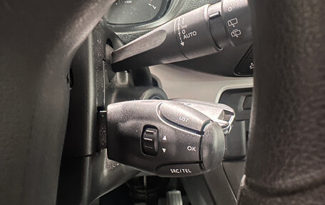 Peugeot Traveller I, 2019 год, 2 470 000 рублей, 23 фотография