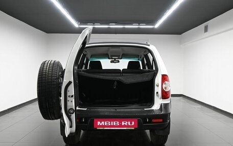 Chevrolet Niva I рестайлинг, 2014 год, 595 000 рублей, 8 фотография