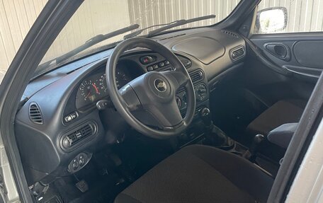 Chevrolet Niva I рестайлинг, 2013 год, 600 000 рублей, 3 фотография