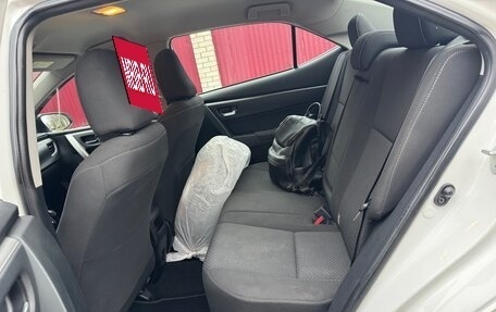 Toyota Corolla, 2015 год, 1 350 000 рублей, 17 фотография