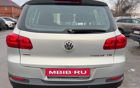 Volkswagen Tiguan I, 2014 год, 920 000 рублей, 4 фотография