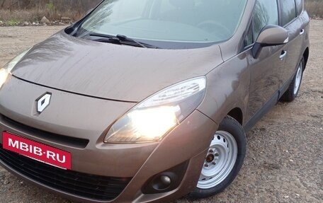 Renault Scenic III, 2009 год, 730 000 рублей, 2 фотография