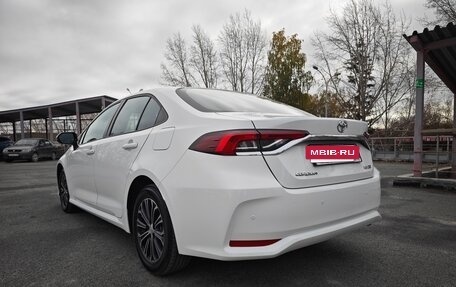 Toyota Corolla, 2022 год, 2 399 000 рублей, 3 фотография