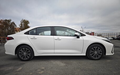 Toyota Corolla, 2022 год, 2 399 000 рублей, 6 фотография