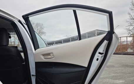 Toyota Corolla, 2022 год, 2 399 000 рублей, 37 фотография