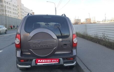 Chevrolet Niva I рестайлинг, 2016 год, 650 000 рублей, 4 фотография