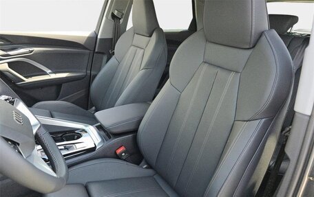 Audi Q5, 2025 год, 8 040 000 рублей, 15 фотография