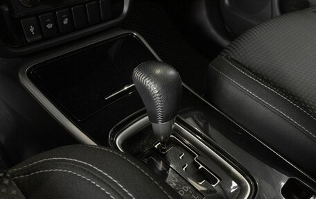 Mitsubishi Outlander III рестайлинг 3, 2020 год, 2 301 300 рублей, 6 фотография