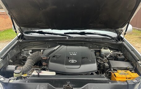 Toyota Land Cruiser Prado 120 рестайлинг, 2005 год, 1 800 000 рублей, 12 фотография