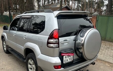 Toyota Land Cruiser Prado 120 рестайлинг, 2005 год, 1 800 000 рублей, 6 фотография