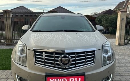 Cadillac SRX II рестайлинг, 2014 год, 1 900 000 рублей, 1 фотография