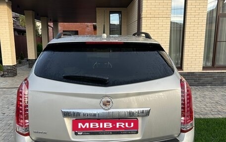 Cadillac SRX II рестайлинг, 2014 год, 1 900 000 рублей, 4 фотография