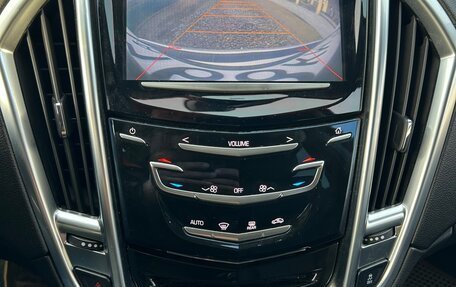 Cadillac SRX II рестайлинг, 2014 год, 1 900 000 рублей, 16 фотография