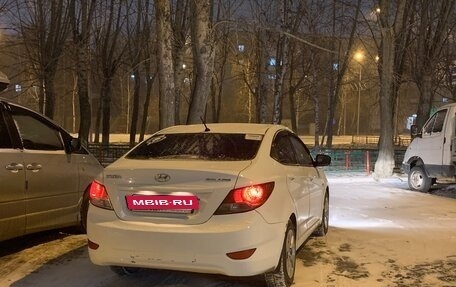 Hyundai Solaris II рестайлинг, 2013 год, 620 000 рублей, 2 фотография