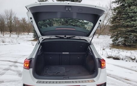 Volkswagen T-Roc I, 2020 год, 2 050 000 рублей, 16 фотография