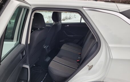 Volkswagen T-Roc I, 2020 год, 2 050 000 рублей, 26 фотография