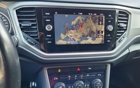 Volkswagen T-Roc I, 2020 год, 2 050 000 рублей, 32 фотография