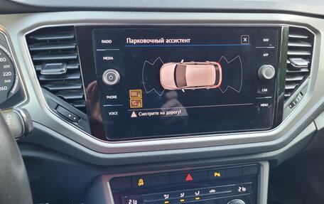 Volkswagen T-Roc I, 2020 год, 2 050 000 рублей, 35 фотография