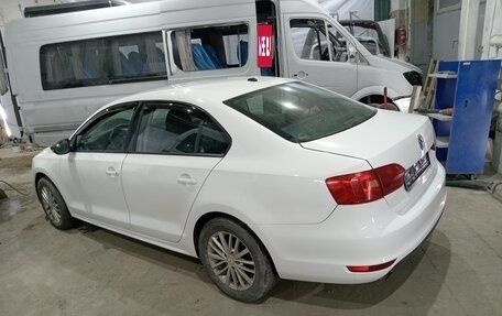 Volkswagen Jetta VI, 2014 год, 900 000 рублей, 7 фотография