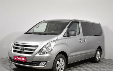 Hyundai Grand Starex Grand Starex I рестайлинг 2, 2017 год, 3 200 000 рублей, 1 фотография