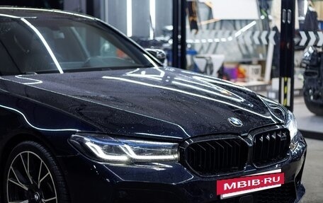 BMW 5 серия, 2018 год, 5 600 000 рублей, 5 фотография