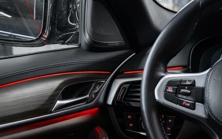 BMW 5 серия, 2018 год, 5 600 000 рублей, 26 фотография