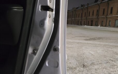 Toyota Allex i рестайлинг, 2002 год, 630 000 рублей, 18 фотография