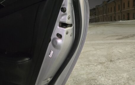 Toyota Allex i рестайлинг, 2002 год, 630 000 рублей, 17 фотография