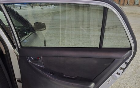 Toyota Allex i рестайлинг, 2002 год, 630 000 рублей, 16 фотография