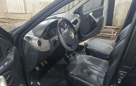 Renault Logan I, 2010 год, 650 000 рублей, 2 фотография