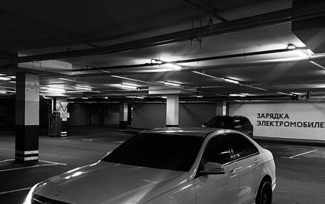 Mercedes-Benz C-Класс, 2010 год, 1 350 000 рублей, 3 фотография