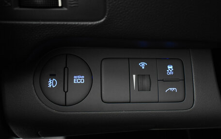 Hyundai Grand Starex Grand Starex I рестайлинг 2, 2017 год, 3 200 000 рублей, 19 фотография