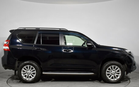 Toyota Land Cruiser Prado 150 рестайлинг 2, 2015 год, 3 290 000 рублей, 4 фотография