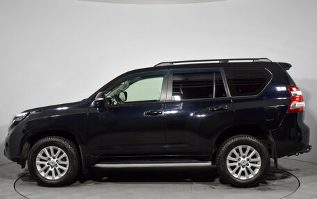 Toyota Land Cruiser Prado 150 рестайлинг 2, 2015 год, 3 290 000 рублей, 8 фотография