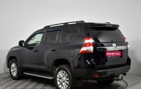 Toyota Land Cruiser Prado 150 рестайлинг 2, 2015 год, 3 290 000 рублей, 7 фотография