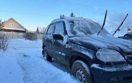 Chevrolet Niva I рестайлинг, 2004 год, 280 000 рублей, 4 фотография