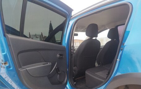 Renault Sandero II рестайлинг, 2020 год, 750 000 рублей, 11 фотография