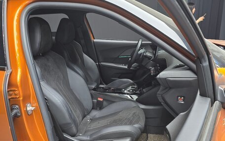 Peugeot 2008 II, 2021 год, 1 680 469 рублей, 9 фотография