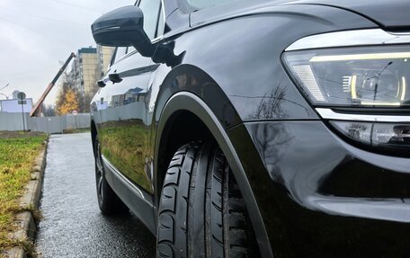 Volkswagen Tiguan II, 2017 год, 2 850 000 рублей, 24 фотография